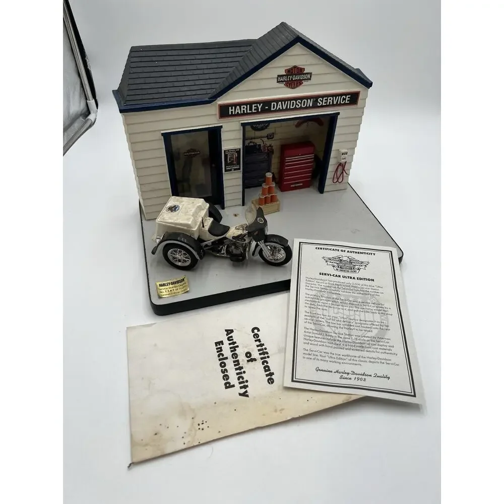 Harley-Davidson Police Servi-Car Ultra Edition Service Station Display COA